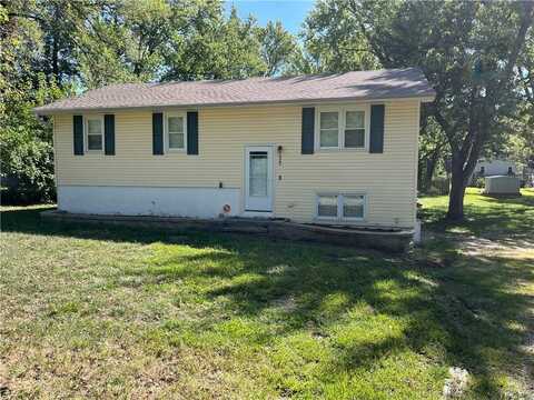 522 E 3rd Street, Lawson, MO 64062