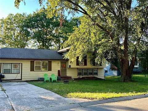 11502 Palmer Avenue, Kansas City, MO 64134