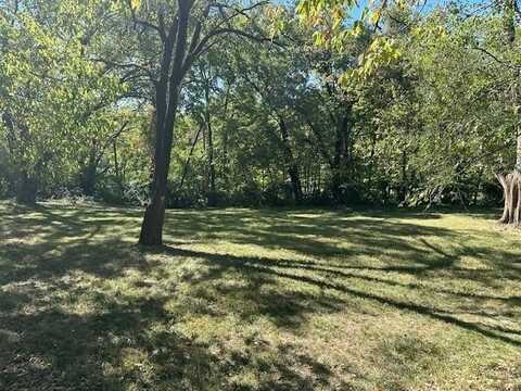 3810 Lust Drive, Kansas City, KS 66106