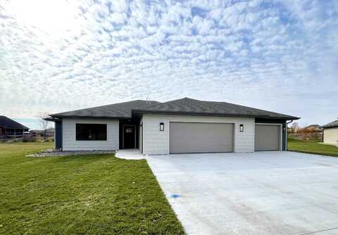 3209 Chaplin Drive, Milford, IA 51351