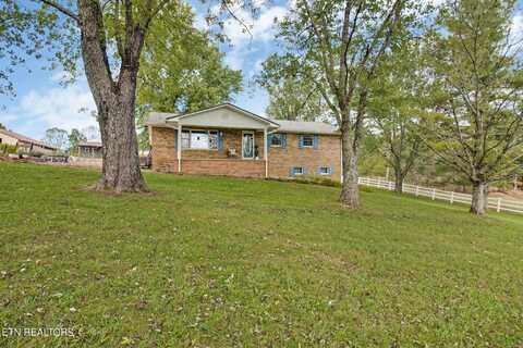 698 Maynard Rd., Crossville, TN 38571