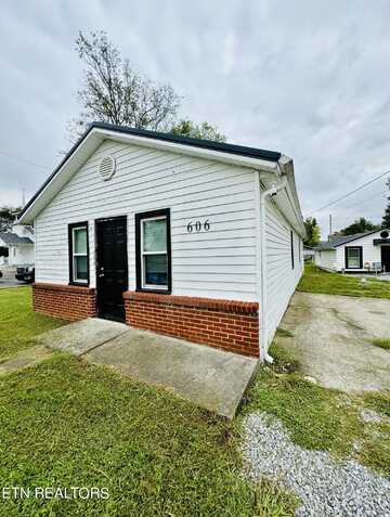 606 Rule St, Maryville, TN 37804