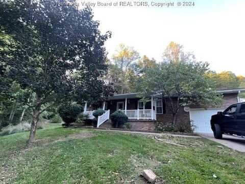 2646 Benedict Road, Culloden, WV 25510