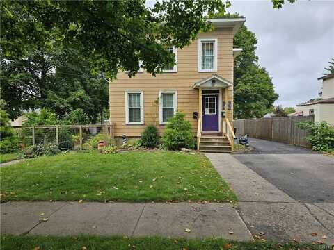 305 Highland Ave, East Syracuse, NY 13057