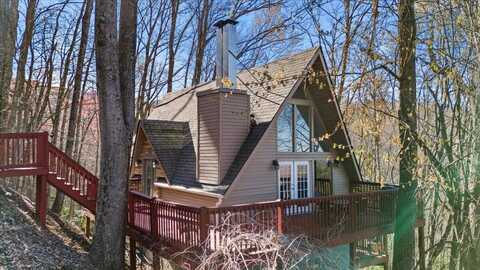 1403 Zurich Road, Gatlinburg, TN 37738