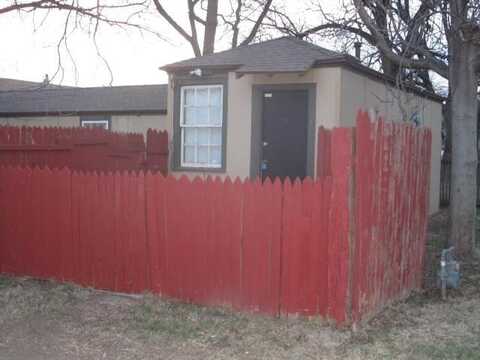 2418 30th Street, Lubbock, TX 79411