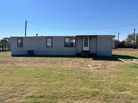 201 W Noble Street, New Deal, TX 79350