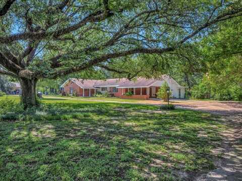 2216 Paul Avenue, Lufkin, TX 75901