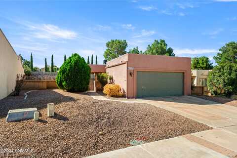 2116 Sagecrest Avenue, Las Cruces, NM 88011