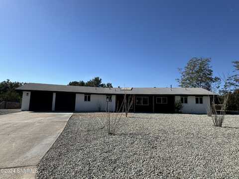 3015 Broadmoor Drive, Las Cruces, NM 88001