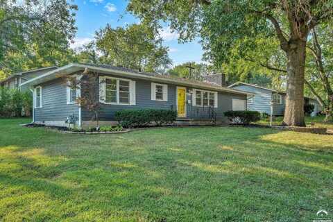 2641 Belle Haven Drive, Lawrence, KS 66046