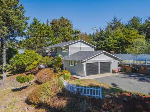 52 SW 95th St, South Beach, OR 97366