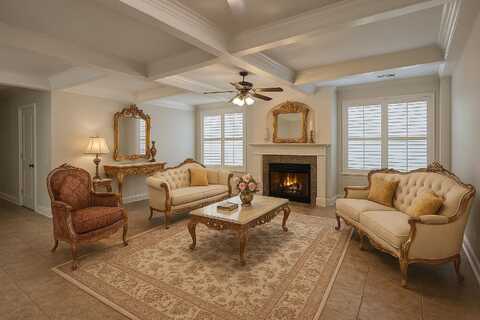 4527 W WOODLAWN, Collierville, TN 38017