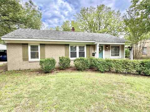 4561 AMBOY, Memphis, TN 38117