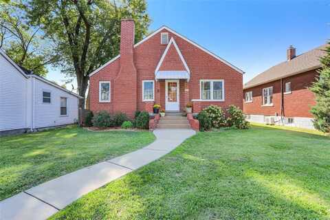 324 Lindenwood Avenue, Saint Charles, MO 63301