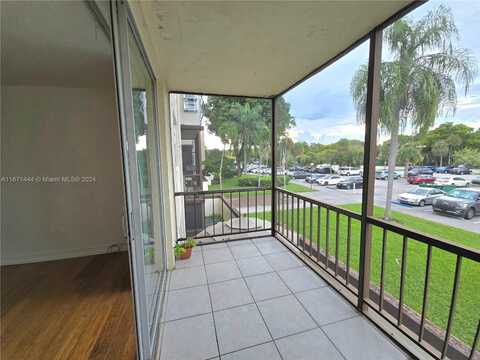 7100 NW 17th St, Plantation, FL 33313