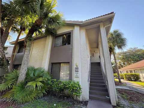 3294 Coral Lake Ln, Coral Springs, FL 33065