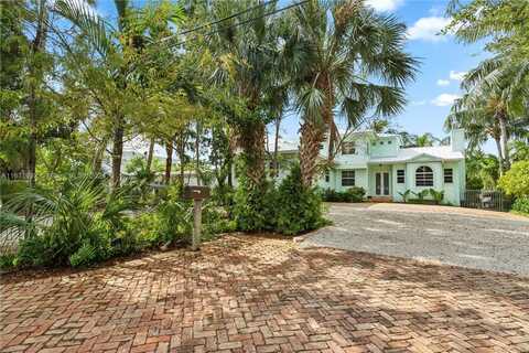 1056 NE Little River Dr, Miami, FL 33138