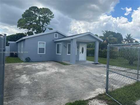 3240 NW 101st St, Miami, FL 33147