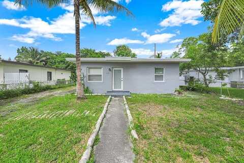 1515 NW 121st St, North Miami, FL 33167