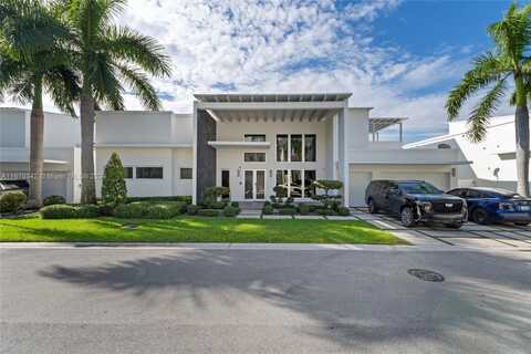 8256 NW 34th Dr, Doral, FL 33122