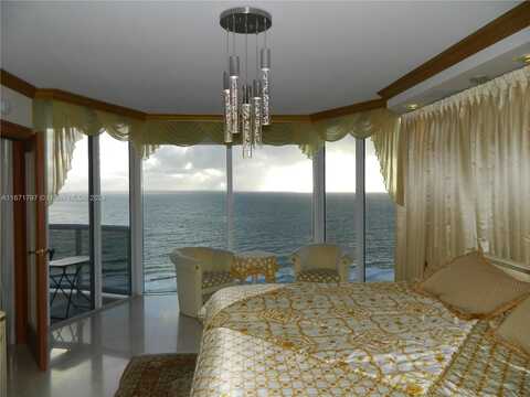 17555 Collins Ave, Sunny Isles Beach, FL 33160