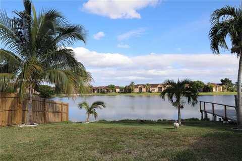 1131 SW 109th Ave, Pembroke Pines, FL 33025