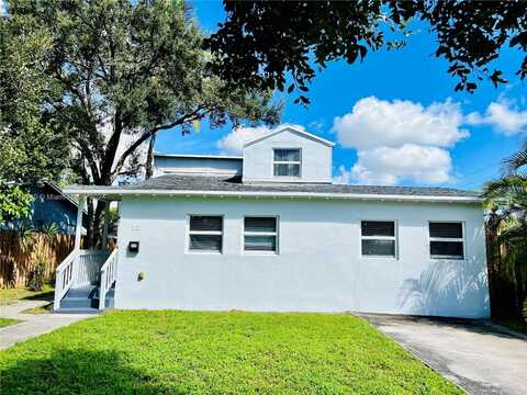 212 SW 11th St, Dania Beach, FL 33004