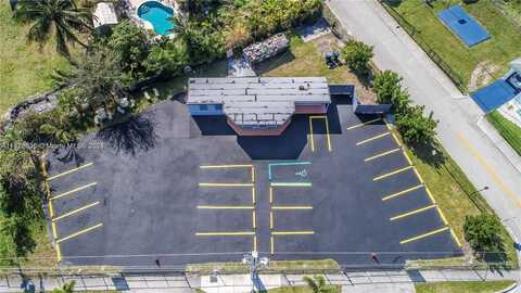 820 Foster Rd, Hallandale Beach, FL 33009