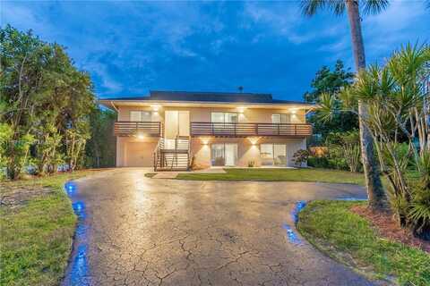 1740 16th St, Naples, FL 34120