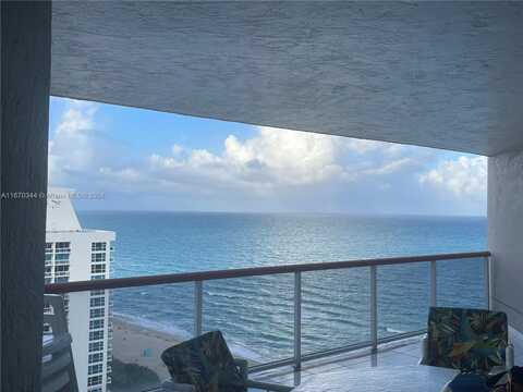 6767 Collins Ave, Miami Beach, FL 33141