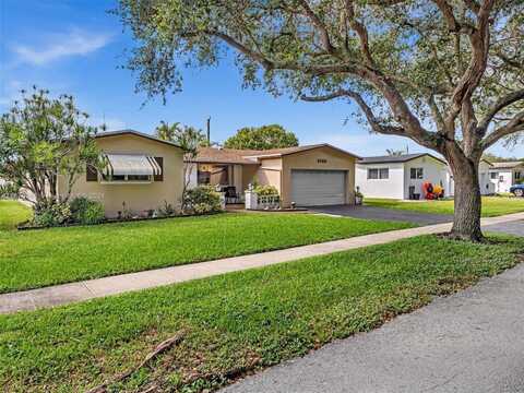 9280 SW 54th St, Cooper City, FL 33328