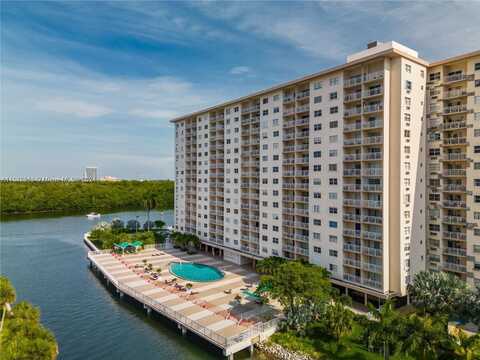 400 Kings Point Dr, Sunny Isles Beach, FL 33160