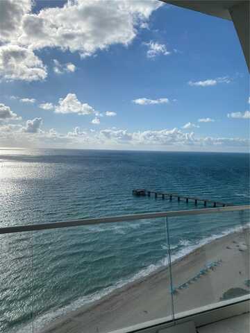 16901 Collins Ave, Sunny Isles Beach, FL 33160