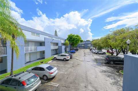 9375 Fontainebleau Blvd, Miami, FL 33172