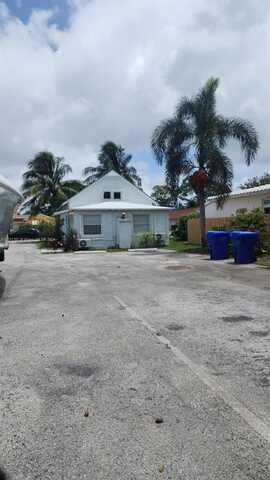 2648 Fillmore St, Hollywood, FL 33020