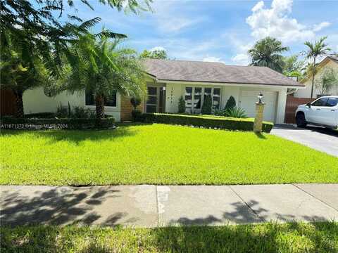 13272 SW 100th Ter, Miami, FL 33186