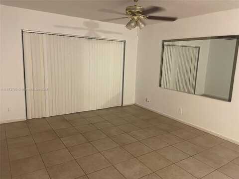 10441 Mahogany Key Cir, Miami, FL 33196