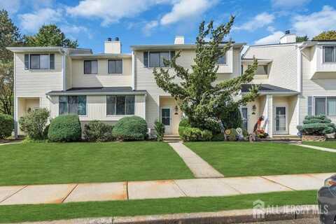 412 Middlewood Road, Middletown, NJ 07748