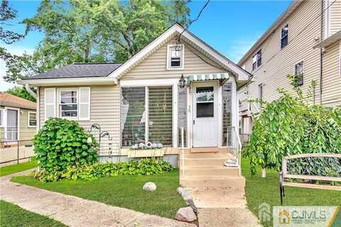 30 Shadyside Avenue, Keansburg, NJ 07734