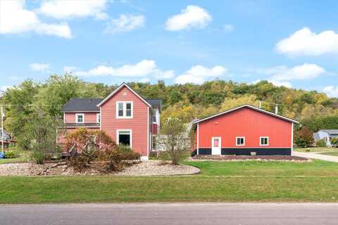 106 Railway Ave, Soldiers Grove, WI 54655