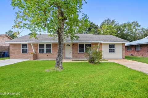 7121 Denver Drive, Biloxi, MS 39532