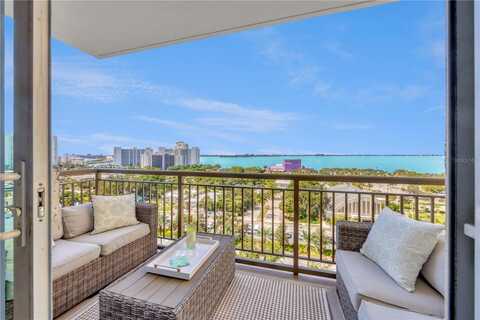 800 N TAMIAMI TRAIL, SARASOTA, FL 34236