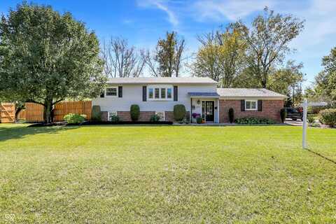 6701 Bloomfield Drive, Indianapolis, IN 46259