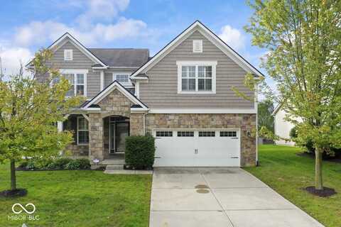 6095 Mountain Hawk Drive, Zionsville, IN 46077