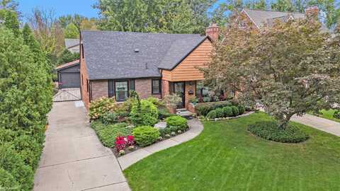 764 Washington, Grosse Pointe, MI 48230