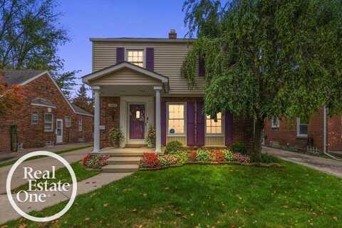 1883 Fleetwood, Grosse Pointe Woods, MI 48236