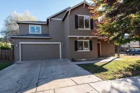 2990 SW Deschutes Avenue, Redmond, OR 97756