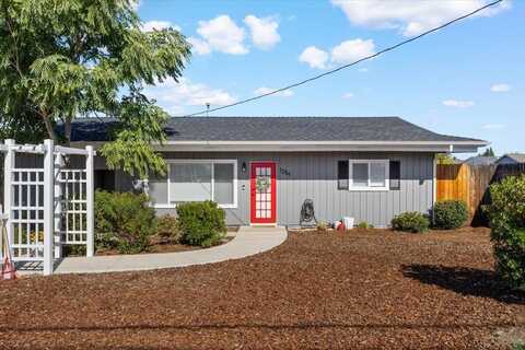 1254 Maple Park Drive, Medford, OR 97501