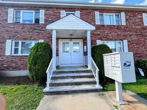 44 Johnson St, Fall River, MA 02723